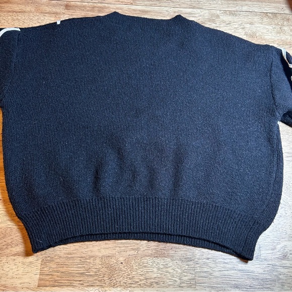 Debut Black Floral Detail Statement Knit Pullover Sweater Size Small - Picture 7 of 10